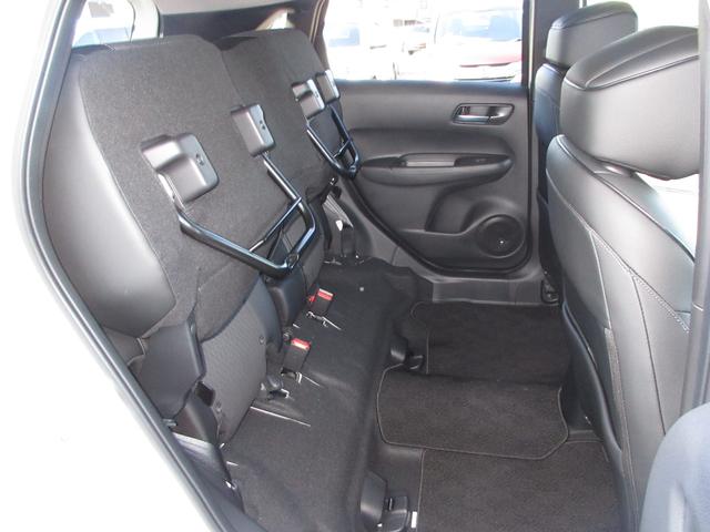 フィット e:HEVリュクス 禁煙車ホンダセンシングホンダコネクトディスプレイBluetoothドラレコETCRカメラワンオーナー 誤発進抑制機能 Iオーナー フロントカメラ リアカメラ ETC付 LED シートヒーター VSA(20枚目)