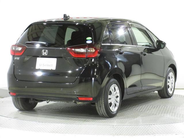 フィット ベーシック ワンオーナー 禁煙車 ホンダセンシング 純正ナビ/リアカメラ ETC USB パーキングセンサー サイドカーテンエアバッグ ブレーキホールド機能/電子パーキング ハロゲンライト アイドリングストップ(7枚目)