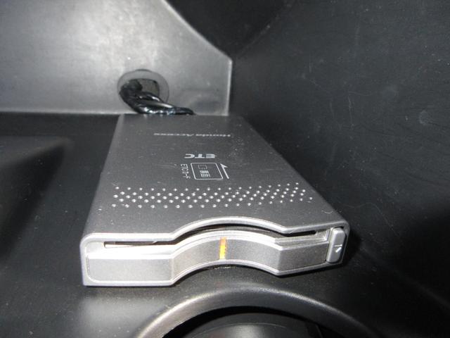 フリードスパイク Gジャストセレクション 純正メモリーナビ Bluetooth ワンオーナー 禁煙車 AUX(11枚目)