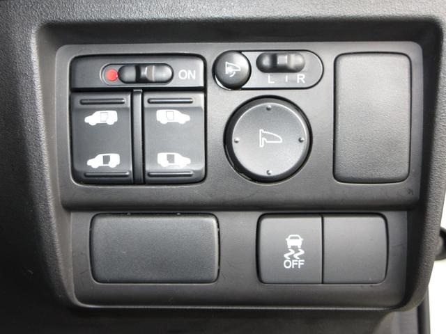 フリードスパイク Gジャストセレクション 純正メモリーナビ Bluetooth ワンオーナー 禁煙車 AUX(16枚目)