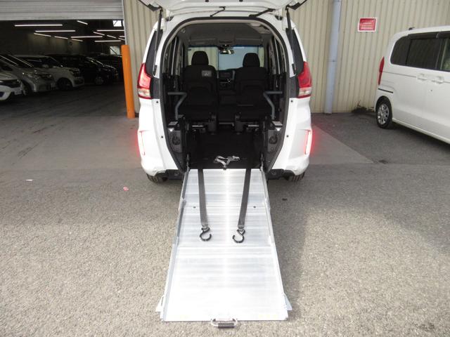 フリード+ G・ホンダセンシング 純正メモリーナビBluetoothETCRカメラワンオーナー 福祉車両 プリクラッシュ Bモニター 両側オートスライドドア 禁煙 パワーウインド サイドカーテンエアバック スマートキー 両席エアバック(16枚目)