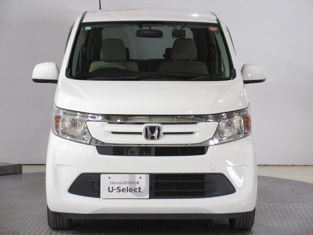 がっちりとして厚みがあり、安心感のあるフロントビュー、伸びやかなサイドビュー、ワイドで安定感のあるリアビュー。どれも「大きいクルマのミニチュア」でなく、「小さいクルマを立派に見せる」という設計です。