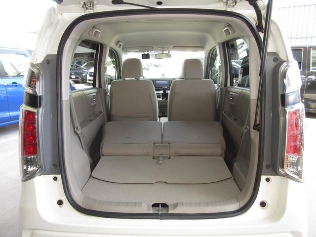 内装、外装、エンジンルームの隅ずみまでクリーニングを実施してお渡しします！プロが仕上げをしましたからピッカピカですよ〜！点検整備もきっちり実施いたします。