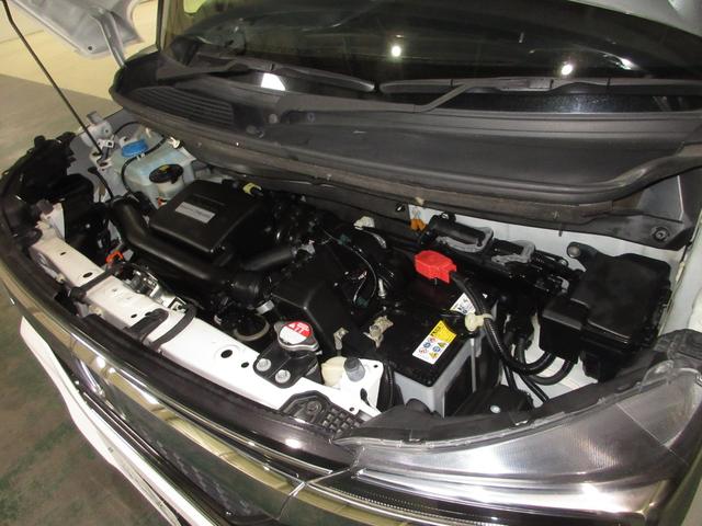 N-BOXカスタム G・Lホンダセンシング 純正メモリーナビBluetoothETC 整備記録簿 助手席エアバッグ 1セグTV キーレス アイドリングST セキュリティーアラーム ナビTV パワーステアリング オートエアコン VSA エアバック(4枚目)