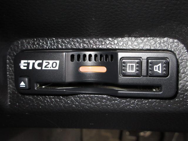 ヴェゼル ｅ：ＨＥＶ　Ｚ　・ワンオーナー　・ホンダコネクトディスプレー　・リアカメラ　・Ｂｌｕｅｔｏｏｔｈ　・ＥＴＣ　・スマートキー　・ドアバイザー　・純正１８インチアルミ　・ＬＥＤヘッドライト　・４ＷＤ　・２年保証（10枚目）