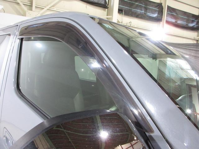 キャラバン ロンググランドプレミアムＧＸ　／ワンオーナー／禁煙車／純正メモリーナビ／ＣＤ／ＤＶＤ／ＢＴＡ／ＵＳＢ／ＡＵＸ／ミュージックサーバー／ＥＴＣ／Ｒカメラ／全周囲カメラ／Ｐセンサー／キーレス／サイドエアバッグ／片側電動スライドドア／（7枚目）