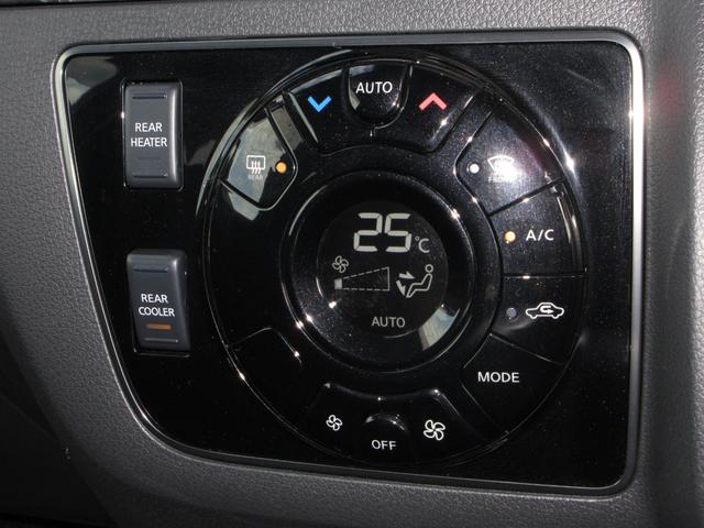 キャラバン ロンググランドプレミアムＧＸ　／ワンオーナー／禁煙車／純正メモリーナビ／ＣＤ／ＤＶＤ／ＢＴＡ／ＵＳＢ／ＡＵＸ／ミュージックサーバー／ＥＴＣ／Ｒカメラ／全周囲カメラ／Ｐセンサー／キーレス／サイドエアバッグ／片側電動スライドドア／（11枚目）