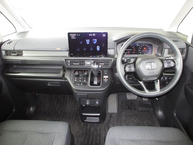 ステップワゴン エアー　純正１１．４インチコネクトナビＢｌｕｅｔｏｏｔｈＥＴＣＲカメラワンオーナー　盗難防止システム　１オナ　ＴＵＲＢＯ　踏み間違い防止　リアカメラ　サイドエアバッグ　オートクルーズコントロール　横滑り防止（10枚目）