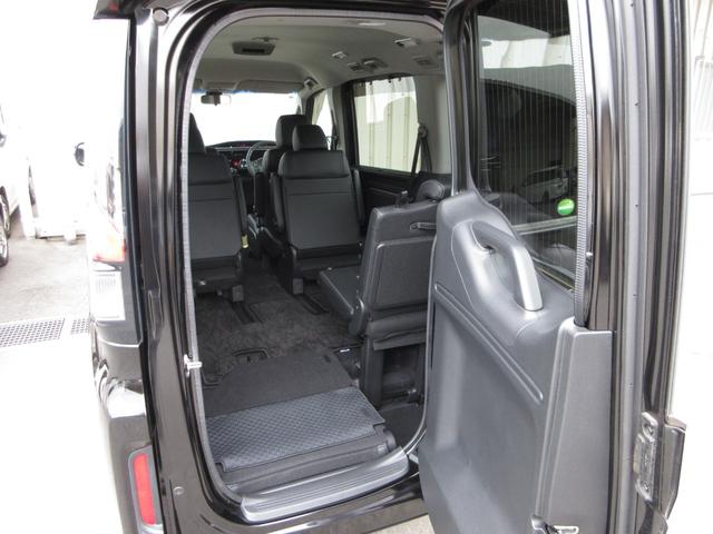 ステップワゴンスパーダ スパーダ・クールスピリットホンダセンシング 純正10インチメモリーナビBluetoothETCRカメラワンオーナー サイドエアバック スマートキ 左右電動スライドドア バックモニタ Wエアコン 地TV ナビ&TV 三列シート USB AAC(8枚目)