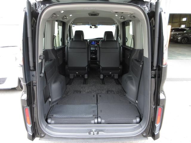ステップワゴンスパーダ スパーダ・クールスピリットホンダセンシング 純正10インチメモリーナビBluetoothETCRカメラワンオーナー サイドエアバック スマートキ 左右電動スライドドア バックモニタ Wエアコン 地TV ナビ&TV 三列シート USB AAC(18枚目)