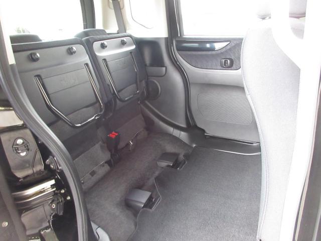 N-BOXカスタム GターボSSパッケージ 禁煙車 ケンウッドメモリーナビ フルセグTV CD DVD 両側電動スライドドア 衝突軽減ブレーキ ETC ディスチャージヘッドライト オートライト 15インチアルミホイール サイドカーテンエアバック(20枚目)