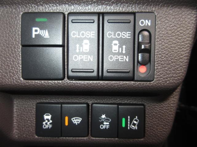 フリード G・ホンダセンシング メモリーナビ 前後ドラレコ ETC LEDヘッドライト シートヒーター あんしんプラス3 両パワスラ コーナーセンサー ワンオーナー 6人乗り(15枚目)