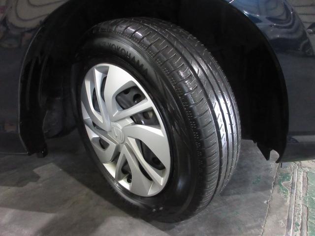 フリード G・ホンダセンシング メモリーナビ 前後ドラレコ ETC LEDヘッドライト シートヒーター あんしんプラス3 両パワスラ コーナーセンサー ワンオーナー 6人乗り(18枚目)