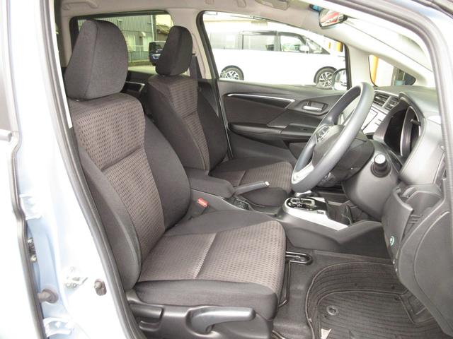 フィットハイブリッド Ｆコンフォートエディション　ホンダセンシング純正メモリーナビＢｌｕｅｔｏｏｔｈＥＴＣＲカメラワンオーナー　衝突軽減ブレーキ　シートヒータ　セキュリティアラーム　ＵＳＢ接続　スマキー　クルーズコントロール　ＥＴＣ車載器　リヤカメラ（15枚目）