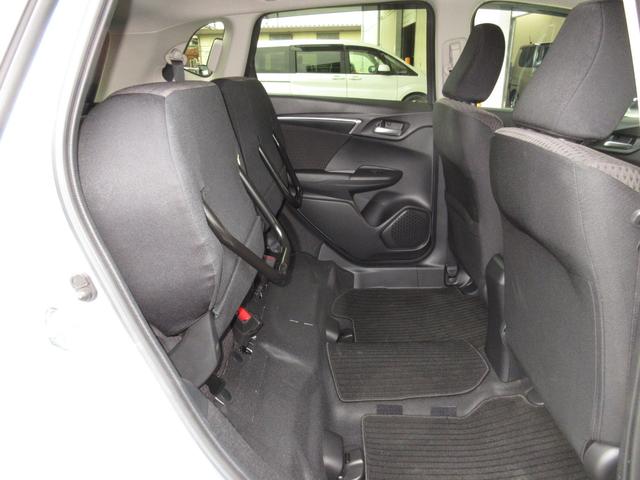 フィットハイブリッド Ｆコンフォートエディション　ホンダセンシング純正メモリーナビＢｌｕｅｔｏｏｔｈＥＴＣＲカメラワンオーナー　衝突軽減ブレーキ　シートヒータ　セキュリティアラーム　ＵＳＢ接続　スマキー　クルーズコントロール　ＥＴＣ車載器　リヤカメラ（17枚目）