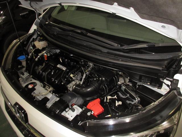 フリードハイブリッド ハイブリッド・Gホンダセンシング 禁煙車■ワンオーナー■LEDライト■スマ-トキ-■社外アルミ■シートヒーター■メモリーナビ■バックカメラ■フルセグ■CD■DVD■BT■Mサーバー■ETC■前後ドラレコ 軽減ブレーキ 衝突安全ボディ(4枚目)