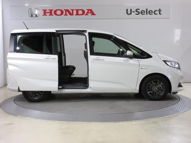 フリードハイブリッド ハイブリッド・Gホンダセンシング 禁煙車■ワンオーナー■LEDライト■スマ-トキ-■社外アルミ■シートヒーター■メモリーナビ■バックカメラ■フルセグ■CD■DVD■BT■Mサーバー■ETC■前後ドラレコ 軽減ブレーキ 衝突安全ボディ(12枚目)