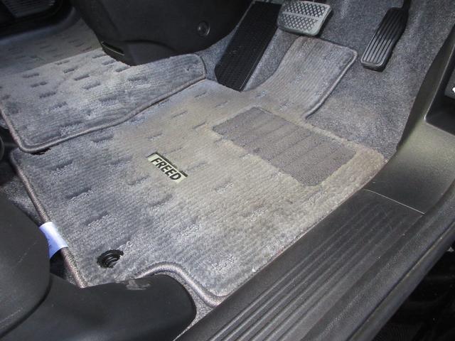 フリードハイブリッド ジャストセレクション 純正メモリーナビBluetoothETCRカメラワンオーナー ナビテレビ セキュリティー 横滑り防止機能 記録簿 オートクルーズ エアバック DVD再生可能 キーレスエントリー ワンセグTV PS(16枚目)