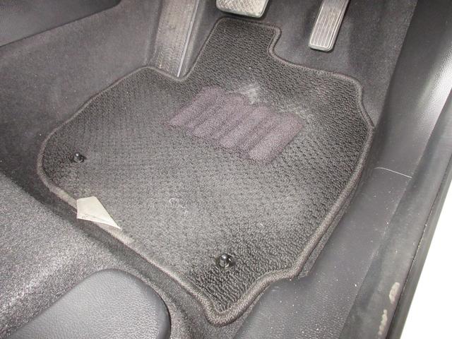 フィット ベーシック ホンダセンシング純正メモリーナビBluetoothドラレコRカメラ アイスト 衝突軽減 LEDライト クリアランスソナー VSA オートエアコン USB接続 イモビライザー AUTOライト キーレス(21枚目)