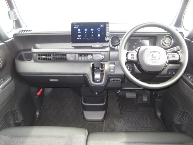 Ｎ－ＢＯＸカスタム ベースグレード　ホンダセンシング純正９インチメモリーナビＢｌｕｅｔｏｏｔｈドラレコＲカメラＥＴＣワンオーナー　Ｗ電動ドア　ＵＳＢ接続　ＣＭＢＳ　Ｄレコ　禁煙　１オーナー　ベンチシート　オートエアコン　スマートキ（10枚目）