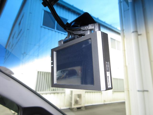 ステップワゴンスパーダ ZHDDナビエディション ワンオーナー 禁煙車 純正ナビ フルセグ ミュージックサーバー USB 後席モニター 前後ドラレコ ETC 両側電動スライドドア ディスチャージヘッドライト オートライト 16インチアルミホイール(8枚目)