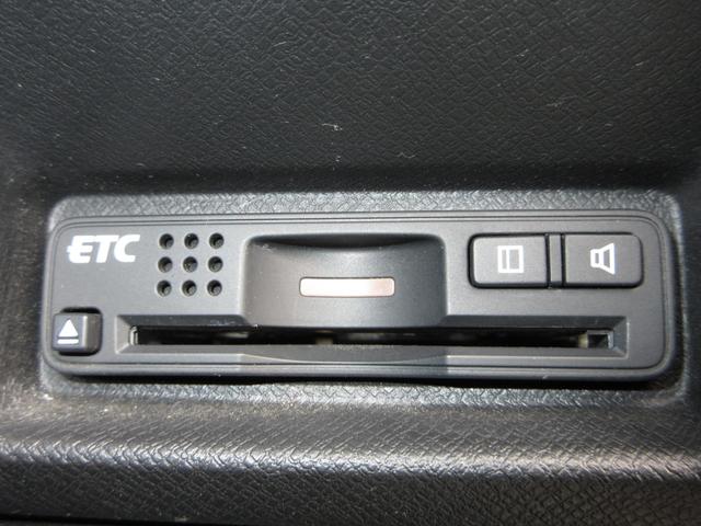 ステップワゴンスパーダ ZHDDナビエディション ワンオーナー 禁煙車 純正ナビ フルセグ ミュージックサーバー USB 後席モニター 前後ドラレコ ETC 両側電動スライドドア ディスチャージヘッドライト オートライト 16インチアルミホイール(13枚目)