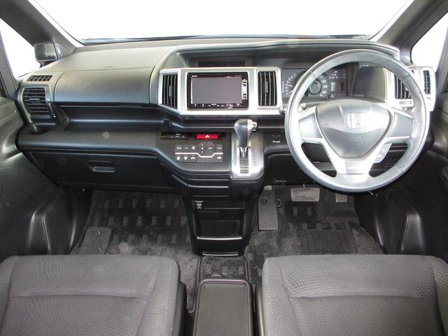 ステップワゴンスパーダ S 純正メモリーナビRカメラワンオーナー Wエアバック 1オナ パワステ パワーウインドウ 横滑り防止機能 キーレス Bカメラ 両側スライド エアバック ナビ&TV 3列シート エアコン ダブルエアコン(8枚目)