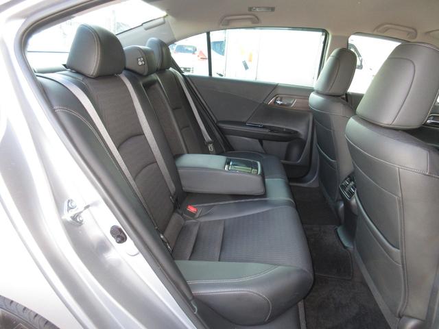 アコードハイブリッド EX ホンダセンシング純正メモリーナビBluetoothドラレコETCRカメラワンオーナー バックモニター Pシート Pセンサー サイドカーテンエアバック 記録簿 ナビTV LEDヘッド フルセグテレビ(16枚目)