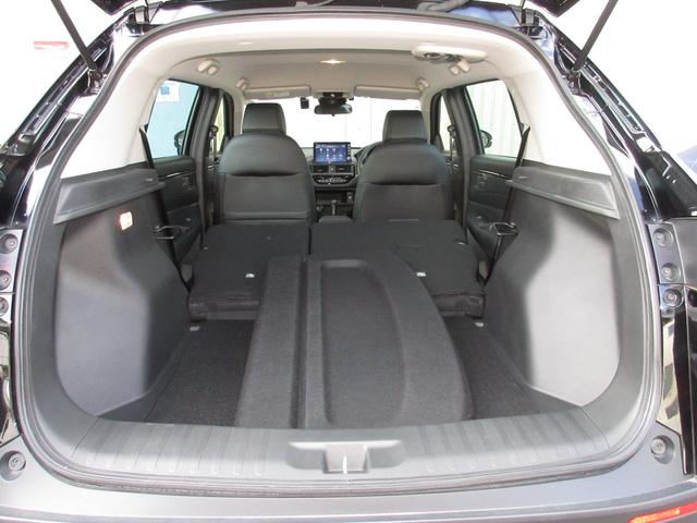 ＷＲ－Ｖ Ｚ＋　禁煙車ホンダセンシング純正９インチメモリーナビＢｌｕｅｔｏｏｔｈドラレコＥＴＣＲカメラワンオーナー　クリソナ　追突軽減ブレーキ　フルセグテレビ　サイドエアバッグ　ＵＳＢ　盗難防止システム　Ｂカメラ（12枚目）