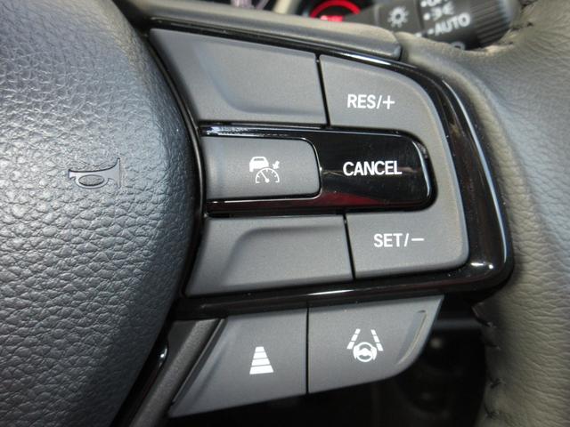 ＷＲ－Ｖ Ｚ＋　禁煙車ホンダセンシング純正９インチメモリーナビＢｌｕｅｔｏｏｔｈドラレコＥＴＣＲカメラワンオーナー　クリソナ　追突軽減ブレーキ　フルセグテレビ　サイドエアバッグ　ＵＳＢ　盗難防止システム　Ｂカメラ（16枚目）