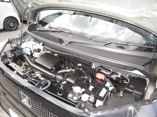 N-BOX ベースグレード 元当社社有車 禁煙車 純正9インチナビ/リアカメラ ETC 純正ドラレコ前 Bluetooth 左側電動スライドドア シートヒーター サイドカーテンエアバッグ USB タイプC充電 LEDオートライト(3枚目)