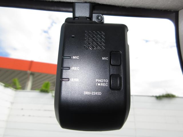 N-BOX ベースグレード 元当社社有車 禁煙車 純正9インチナビ/リアカメラ ETC 純正ドラレコ前 Bluetooth 左側電動スライドドア シートヒーター サイドカーテンエアバッグ USB タイプC充電 LEDオートライト(4枚目)