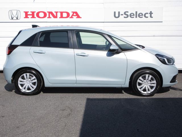 フィット ホーム　禁煙車ホンダセンシング純正メモリーナビＢｌｕｅｔｏｏｔｈＥＴＣＲカメラワンオーナー　衝突軽減　リアカメラ　ソナー　ＵＳＢ接続　ＡＡＣ　横滑り防止機能　サイドエアバック　ワンオーナー車　オートライト（10枚目）