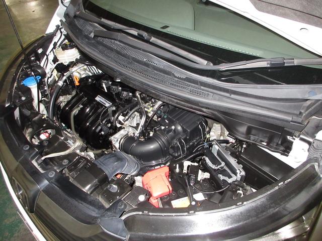 フリードハイブリッド ハイブリッド・Gホンダセンシング ・雹害 ・2列目ベンチシート(7人乗り) ・車検…令和9年3月 ・純正9インチナビ ・リアカメラ ・ETC ・両側電動スライドドア ・ホンダセンシング ・Bluetooth AUDIO ・1年保証付(6枚目)