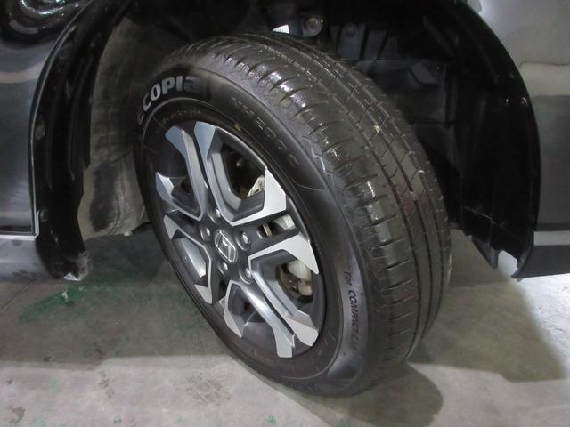 フリードハイブリッド ハイブリッド・クロスターホンダセンシング　純正メモリーナビＢｌｕｅｔｏｏｔｈＥＴＣＲカメラワンオーナー　バックモニター　１オーナー　記録簿　ＬＥＤ　ＥＴＣ車載器　クルコン　フルセグＴＶ　４ＷＤ　キーフリー　ＵＳＢ　オートエアコン　３列シート（21枚目）