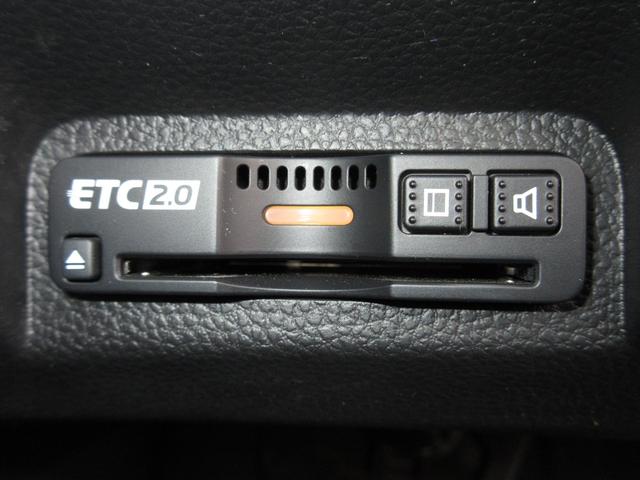 ヴェゼル ｅ：ＨＥＶＺ　ホンダセンシング純正メモリーナビＢｌｕｅｔｏｏｔｈドラレコＥＴＣＲカメラワンオーナー　衝突回避支援ブレーキ機能　１オナ　スマキ　Ｐトランク　フルオートエアコン　Ｄレコ　エアバッグ　両席エアバック（11枚目）