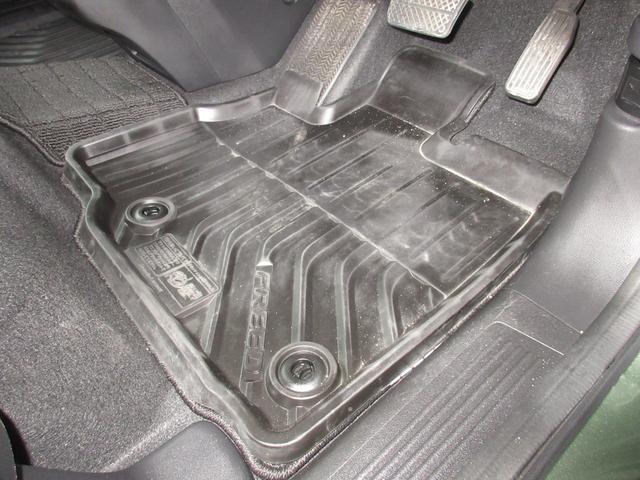 フリードハイブリッド ハイブリッド・Ｇホンダセンシング　禁煙　ワンオーナー　純正メモリーナビ　Ｂｌｕｅｔｏｏｔｈ　ＥＴＣ　リアカメラ　純正前後ドラレコ　オートリトラミラー　ＬＥＤヘッドライト　コーナーリングライト　Ｓパッケージ　Ｃパッケージ　シートヒーター（18枚目）