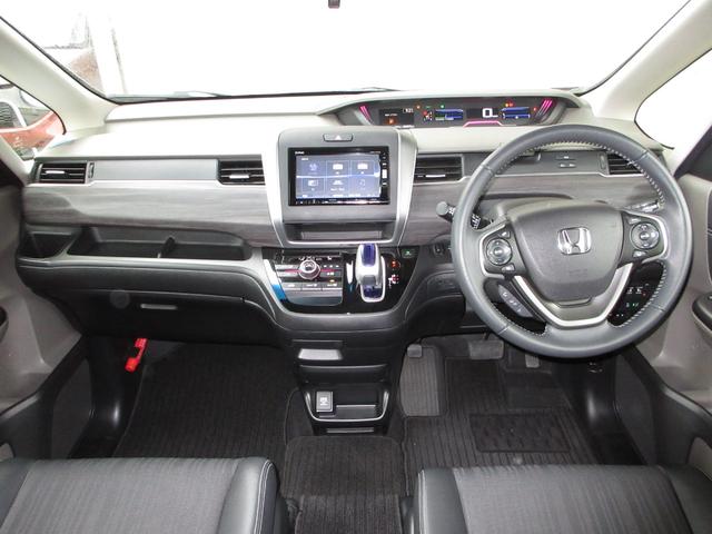 フリードハイブリッド ハイブリッド・Gホンダセンシング 純正メモリーナビBluetoothドラレコETCRカメラ 軽減ブレーキ キーフリーシステム 記録簿 DVD再生可能 ECON 後カメラ Aクルーズ 地デジフルセグTV LEDヘッドランプ 横滑防止(9枚目)