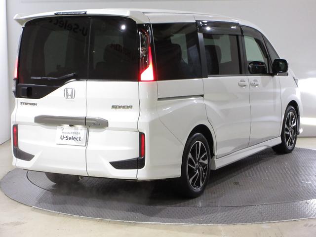 ステップワゴンスパーダ スパーダ・クールスピリットホンダセンシング ワンオーナー 禁煙車 純正9インチナビ/リアカメラ ルーフモニター 純正ドラレコ前後 ETC2.0 両側電動スライドドア シートヒーター パドルシフト 7人乗り サイドカーテンエアバッグ(7枚目)