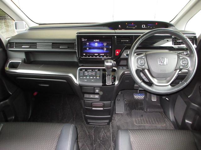 ステップワゴンスパーダ スパーダ・クールスピリットホンダセンシング ワンオーナー 禁煙車 純正9インチナビ/リアカメラ ルーフモニター 純正ドラレコ前後 ETC2.0 両側電動スライドドア シートヒーター パドルシフト 7人乗り サイドカーテンエアバッグ(9枚目)