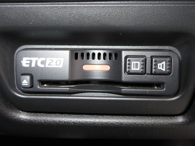 ステップワゴンスパーダ スパーダ・クールスピリットホンダセンシング ワンオーナー 禁煙車 純正9インチナビ/リアカメラ ルーフモニター 純正ドラレコ前後 ETC2.0 両側電動スライドドア シートヒーター パドルシフト 7人乗り サイドカーテンエアバッグ(12枚目)