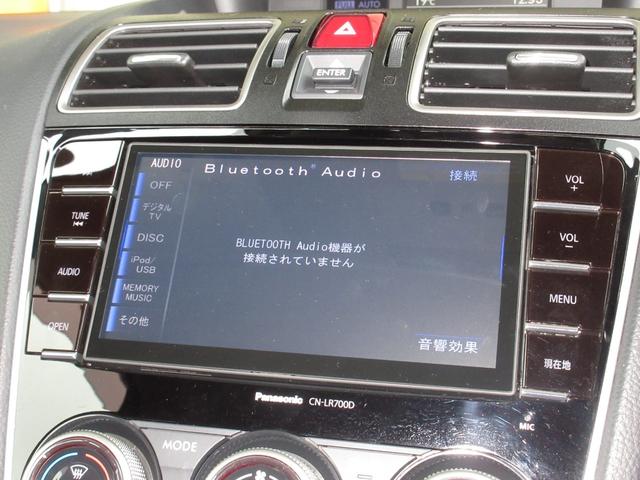 ナビゲーションはパナソニックメモリーナビ(CN−LR700D)を装着しております。AM、FM、CD、DVD再生、Bluetooth、音楽録音再生、フルセグTVがご使用いただけます