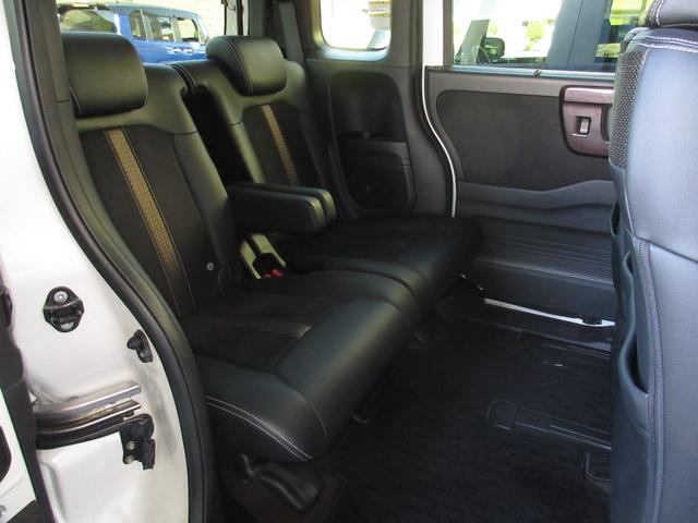 Ｎ－ＢＯＸカスタム Ｇ・ＥＸターボホンダセンシング　純正８インチメモリーナビＢｌｕｅｔｏｏｔｈＥＴＣＲカメラワンオーナー　１オーナ　禁煙　クルコン　ナビＴＶ　サイドエアバッグ　タ－ボ　整備記録簿　ＬＥＤヘットライト　Ｆセグ　横滑り防止　ＤＶＤ再生可（21枚目）