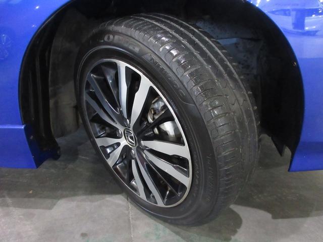 フィットハイブリッド Ｓホンダセンシング　純正メモリーナビＢｌｕｅｔｏｏｔｈＥＴＣＲカメラ　スマ－トキ－　ナビＴＶ　禁煙　アクティブクルーズコントロール　パワーウインドウ　サイドエアバック　ＤＶＤ再生　パワーステアリング　整備記録簿　ＡＢＳ（30枚目）