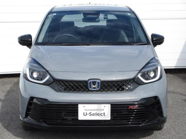 フィット e:HEVRS 禁煙車ホンダセンシングホンダコネクトディスプレイBluetoothドラレコETCRカメラワンオーナー エアバッグ ナビ&TV パワーウィンドウ 助手席エアバッグ Dレコ フルセグテレビ ETC装備(7枚目)