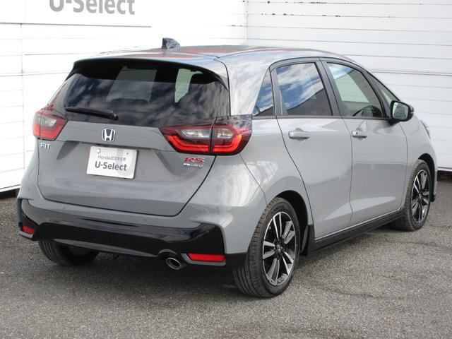 フィット e:HEVRS 禁煙車ホンダセンシングホンダコネクトディスプレイBluetoothドラレコETCRカメラワンオーナー エアバッグ ナビ&TV パワーウィンドウ 助手席エアバッグ Dレコ フルセグテレビ ETC装備(9枚目)