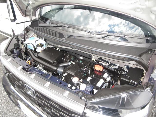 N-BOXカスタム ベースグレード 禁煙車ホンダセンシング純正9インチメモリーナビBluetoothドラレコETCRカメラワンオーナー W電動ドア USB接続 CMBS Dレコ 1オーナー ベンチシート オートエアコン スマートキ(3枚目)