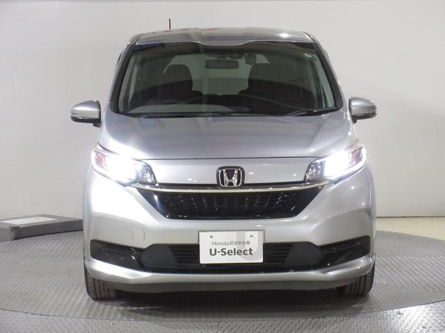 フリード Ｇ・ホンダセンシング　・２列目キャプテンシート（６人乗シート）・ワンオーナー　・禁煙　・令和２年１０月登録　・２万１千キロ　・車検２年付　・ルナシルバーメタリック　・純正ナビ　・リアカメラ　・ＥＴＣ　・両側電動スライドドア（7枚目）