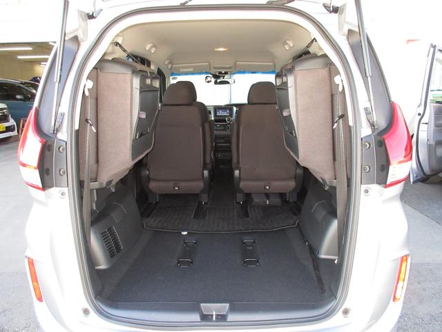 フリード Ｇ・ホンダセンシング　・２列目キャプテンシート（６人乗シート）・ワンオーナー　・禁煙　・令和２年１０月登録　・２万１千キロ　・車検２年付　・ルナシルバーメタリック　・純正ナビ　・リアカメラ　・ＥＴＣ　・両側電動スライドドア（18枚目）