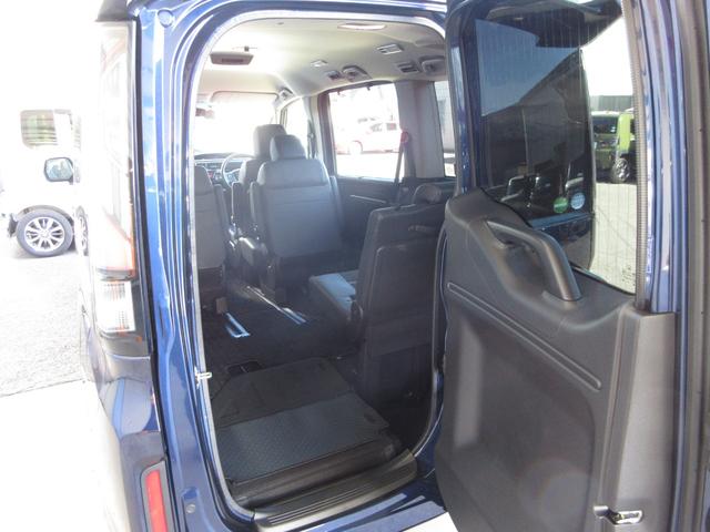 ステップワゴンスパーダ スパーダ・クールスピリットホンダセンシング　純正メモリーナビＢｌｕｅｔｏｏｔｈドラレコＥＴＣＲカメラワンオーナー　サイドエアバック　スマートキ　左右電動スライドドア　バックモニタ　Ｗエアコン　地ＴＶ　ナビ＆ＴＶ　三列シート　ＵＳＢ　ＡＡＣ　禁煙（11枚目）